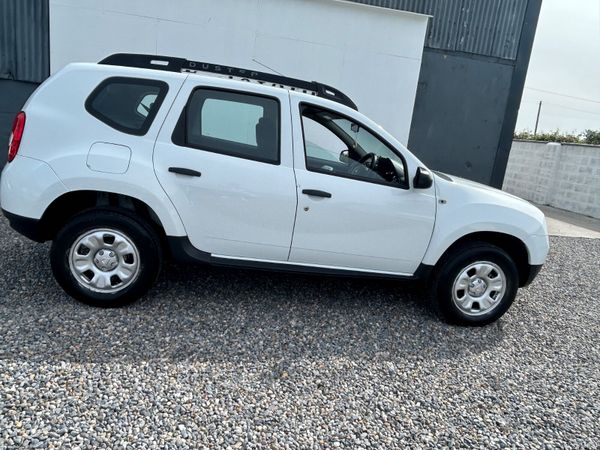 Dacia Duster 2015 390122163
