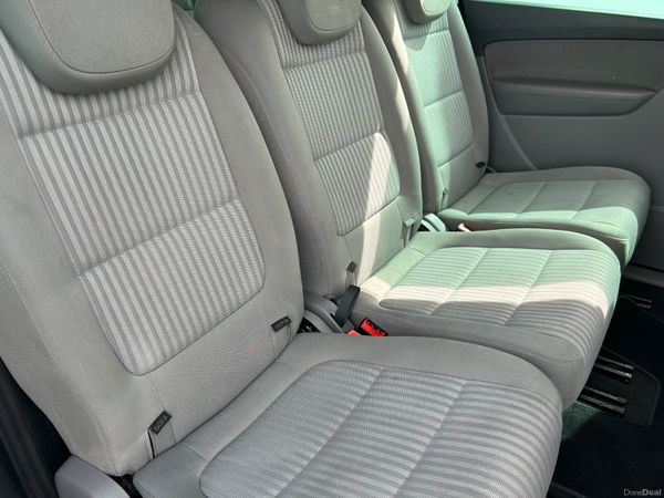 SEAT Alhambra 2014 (7 Seater ) 390122815