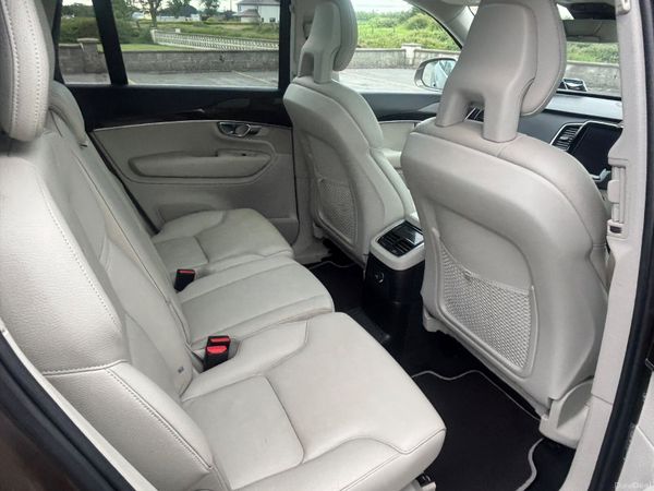Volvo XC90 2016 MOMENTUM T 390246119