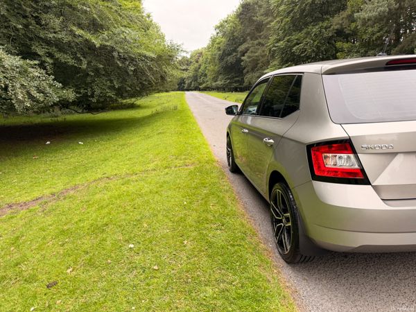 Skoda Fabia 2017 Only 19,906KM 390251211
