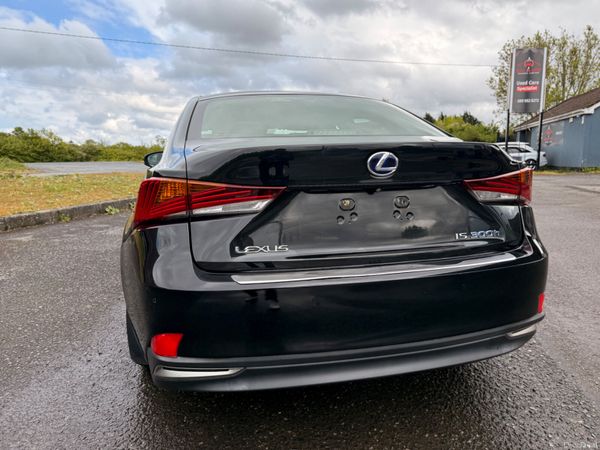 Lexus IS 300H (2018) 2.5L Petrol Hybrid 390253695