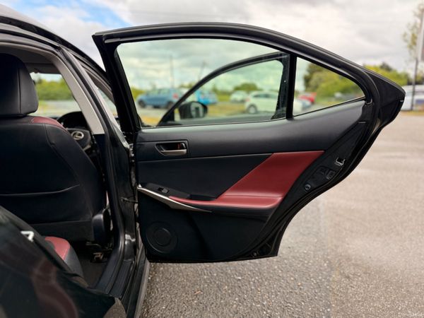 Lexus IS 300H (2018) 2.5L Petrol Hybrid 390253699