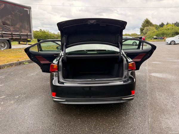 Lexus IS 300H (2018) 2.5L Petrol Hybrid 390253711
