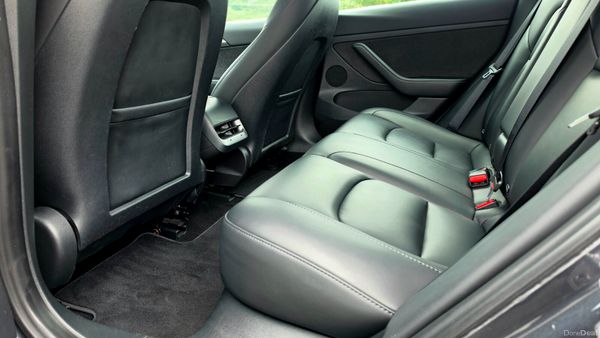 🔥 2022 Tesla Model 3 RWD 390262157