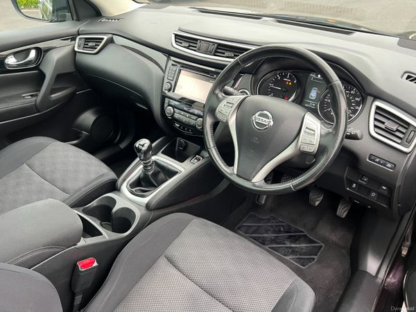 2017 (172) Nissan Qashqai N-Connecta 1.5 DCI 390268523