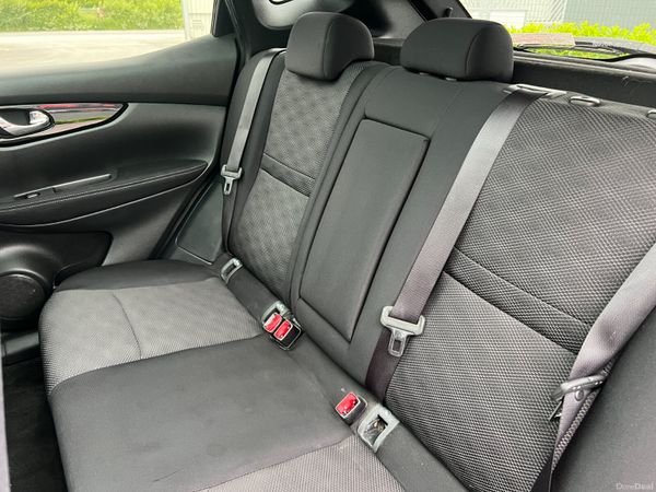 2017 (172) Nissan Qashqai N-Connecta 1.5 DCI 390268525