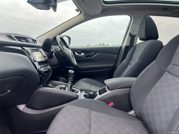 2017 (172) Nissan Qashqai N-Connecta 1.5 DCI 390268529