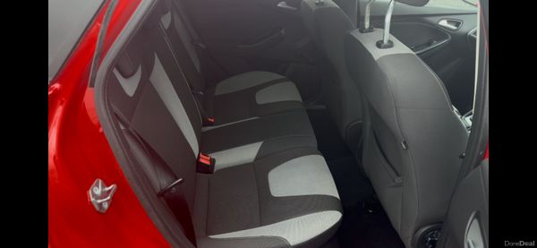 Ford Focus 2014 1.0 EcoBoost 390285713