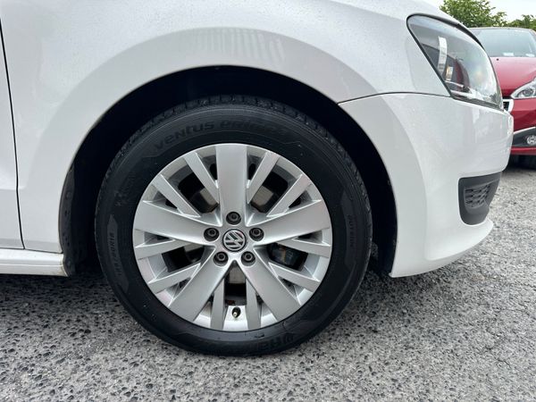 Volkswagen Polo 1.2 Petrol AUTO NCT TAX 390292871
