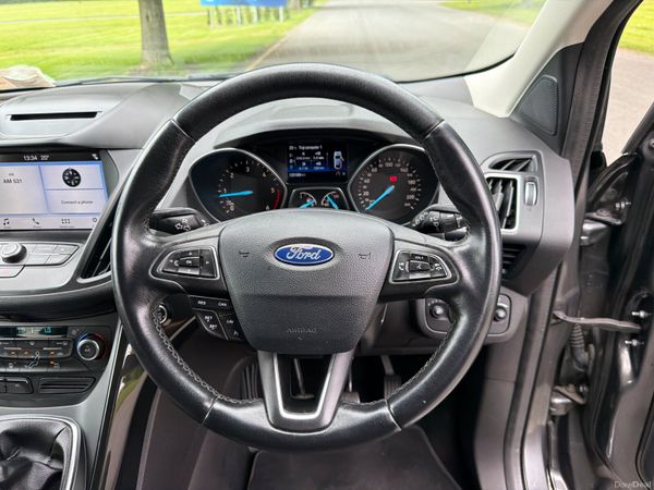 Ford Kuga 2019 TDCI 1.5 Titanium 390294431