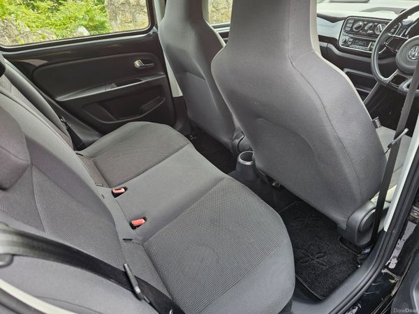 Volkswagen up! 2016 1.0l AUTO HIGH SPEC 390208491