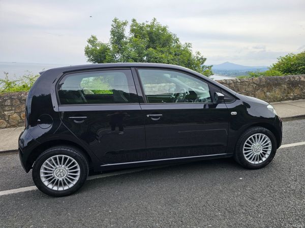 Volkswagen up! 2016 1.0l AUTO HIGH SPEC 390208495