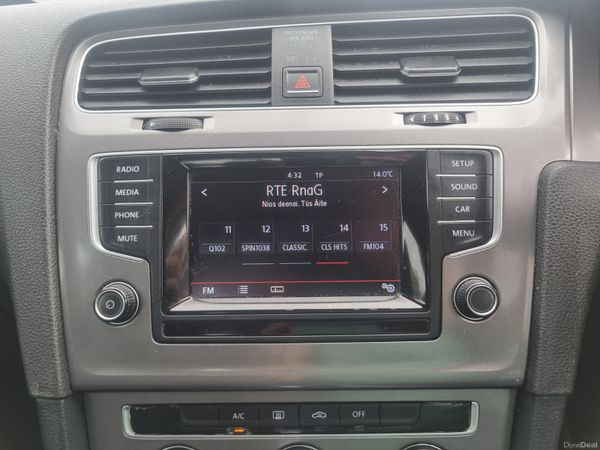 Volkswagen Golf 2013 390217431