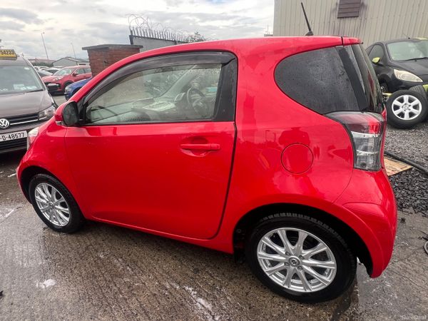 2015 Toyota iQ, 4 of 12