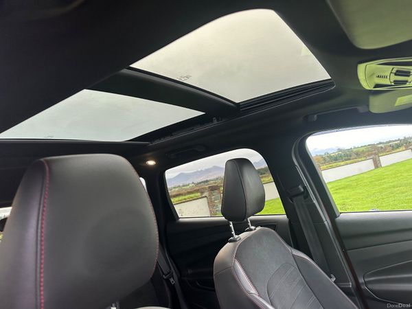 Ford Kuga ST- Line 390344845