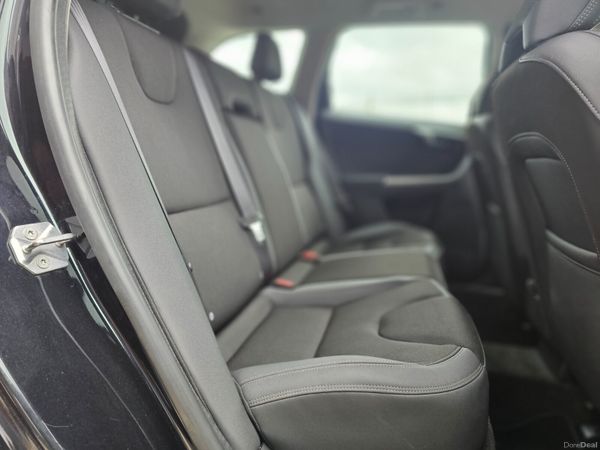 VOLVO XC60 // LOW MILEAGE // 04/27 NCT 390354465