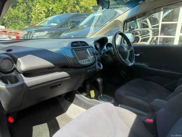 2011 Honda Fit HYBRID 1.3 390378141