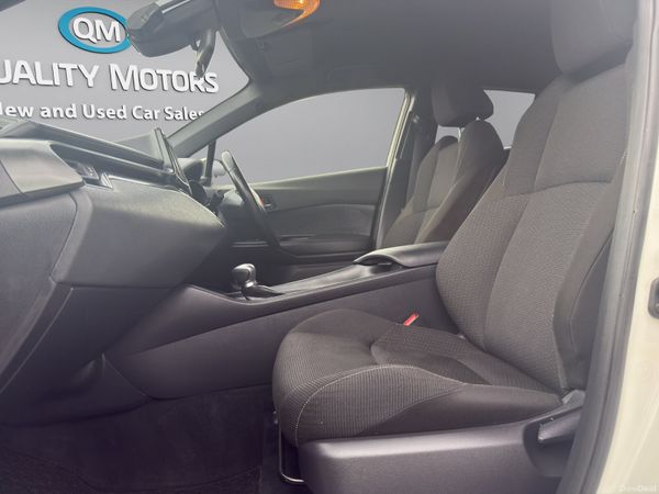 2019 TOYOTA CHR HYBRID (S16) 390386047