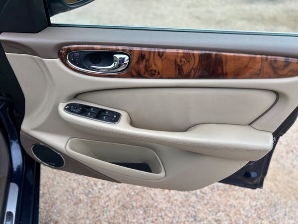 Jaguar XJ 2007 390386127