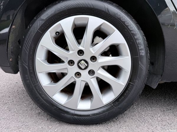 SEAT Leon 1.4 TSI Low Miles New NCT 390394187
