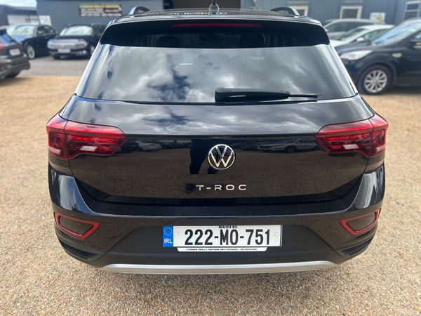 Volkswagen T-Roc Life 390396783