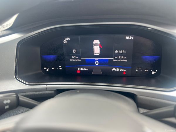 Volkswagen T-Roc Life 390396787