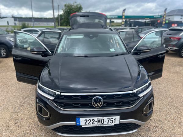 Volkswagen T-Roc Life 390396803