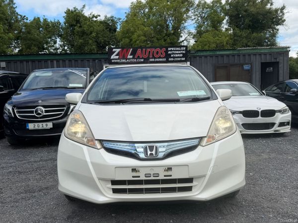 10 HONDA FIT HYBRID 1.3 390398575