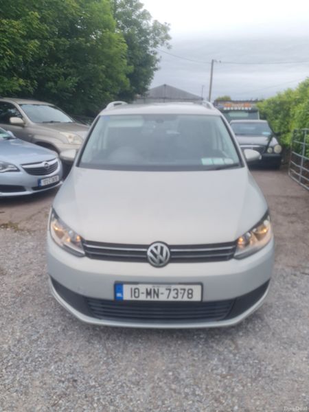 2010 Volkswagen Touran 1.6tdi 7 seater 390302751