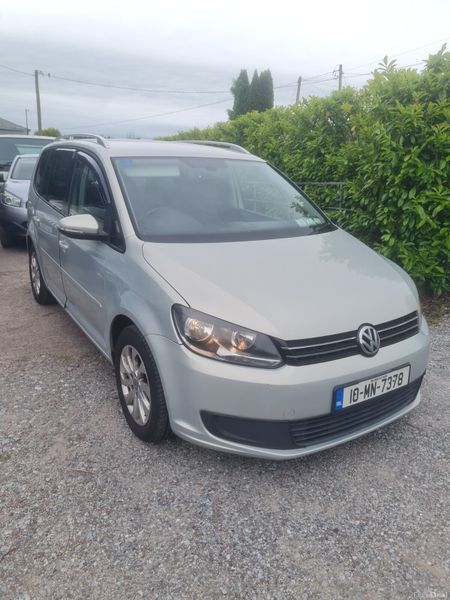 2010 Volkswagen Touran 1.6tdi 7 seater 390302781
