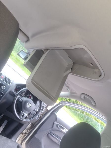 2010 Volkswagen Touran 1.6tdi 7 seater 390302787