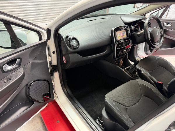 Renault Clio 2017    Great Spec ! 390303411