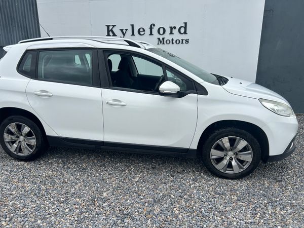Peugeot 2008 2015 Active 390305733
