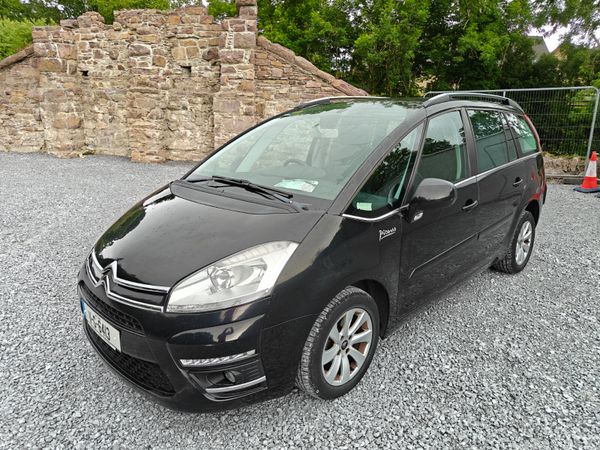 AUTO  7 SEATER NCT & TAX 390316477