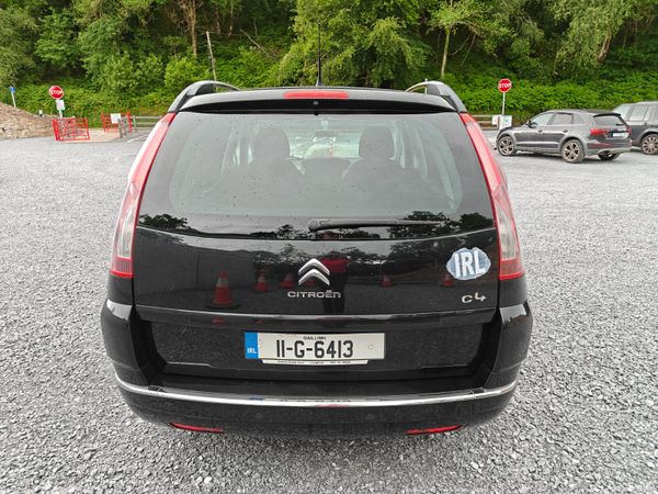 AUTO  7 SEATER NCT & TAX 390316483