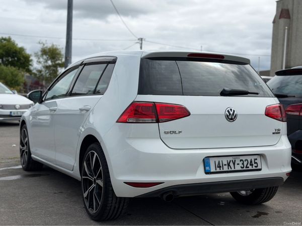 Volkswagen Golf High Spec AUTO 390334163