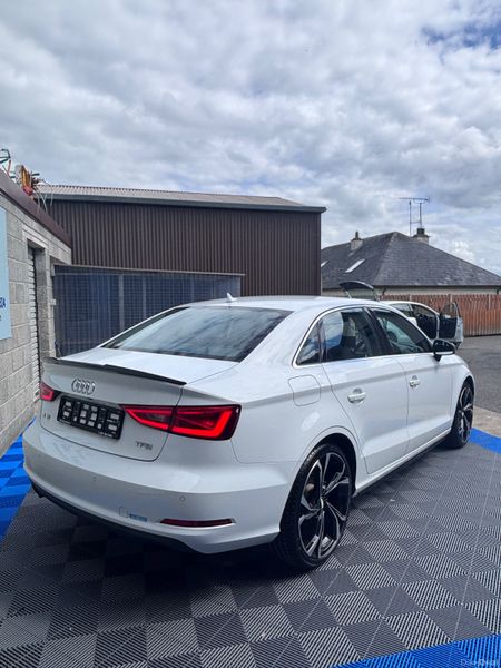 Audi a3 390443011
