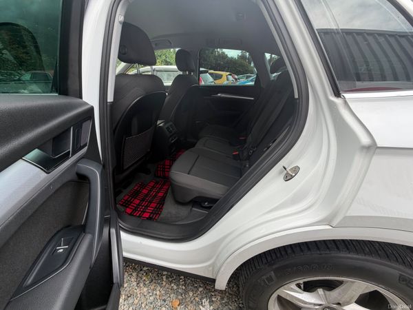 Audi Q5 2020 390448589
