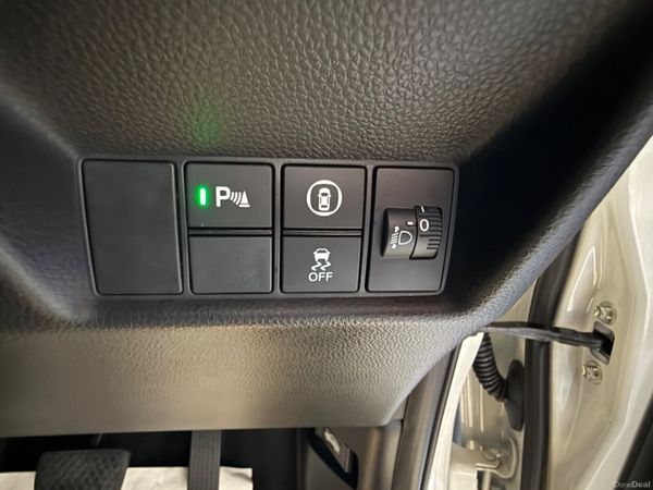 2021 Honda Fit 1.5 Hybrid Automatic,26K Miles 390452525
