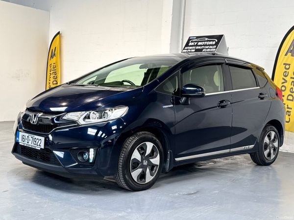 2016 Honda Fit 1.5 Hybrid Automatic,CarPlay 390452787