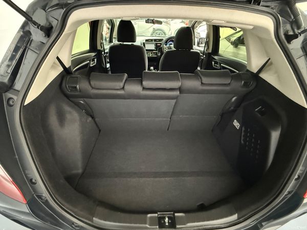 2016 Honda Fit 1.5 Hybrid Automatic,CarPlay 390452803