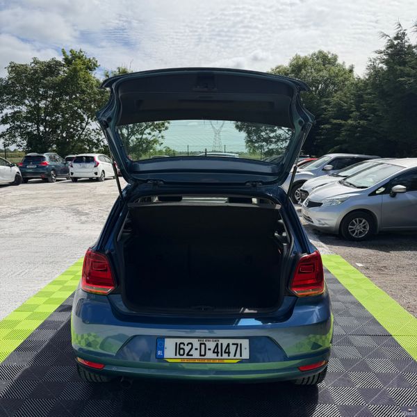 Volkswagen Polo 2016 Leather/Bluemotion Edition 390458175