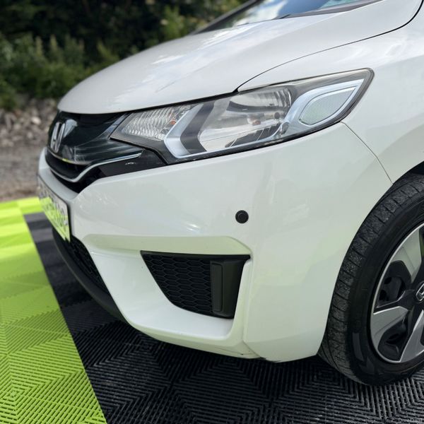 Honda Fit 2015 Hybrid 390458585