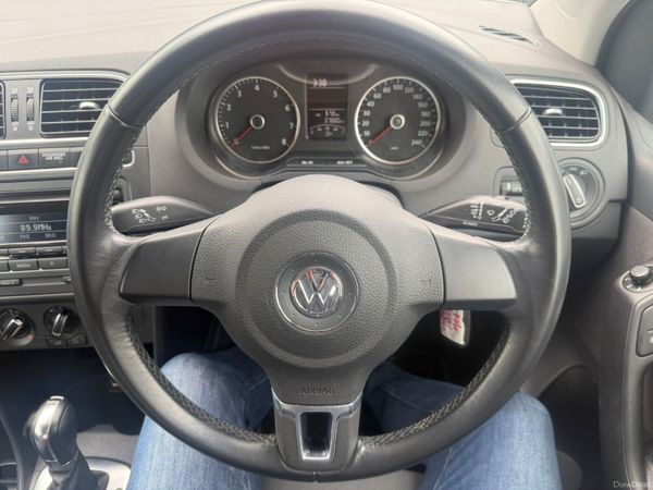 141 Volkswagen Polo 1.2 LOW MILEAGE 390414215