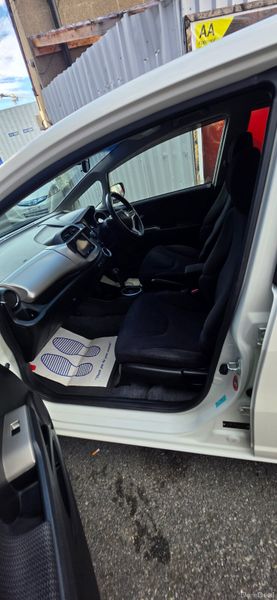 Honda Fit Hybrid Automatic 390557645