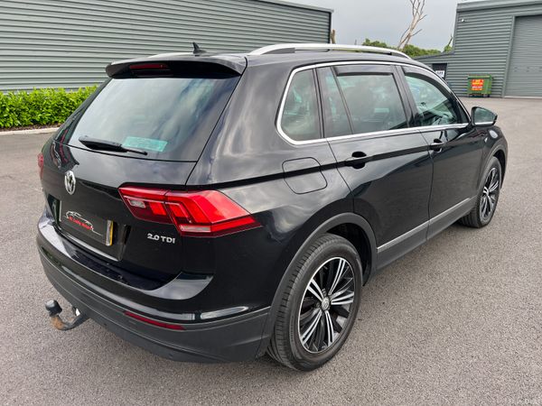 2017 (172) Volkswagen Tiguan SE 2.0 TDI BMT 390557961