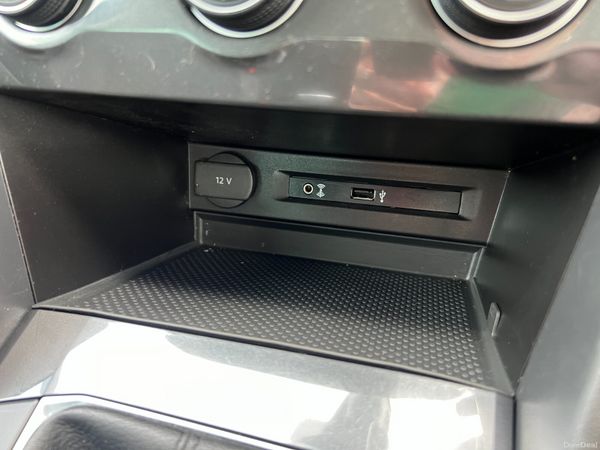 2017 (172) Volkswagen Tiguan SE 2.0 TDI BMT 390557977