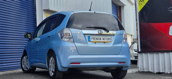 Honda Fit Hybrid 390558133
