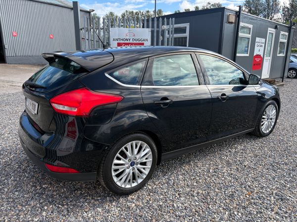 2016 Ford Focus Zetec 390531991