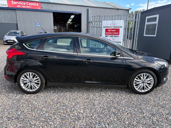 2016 Ford Focus Zetec 390532011